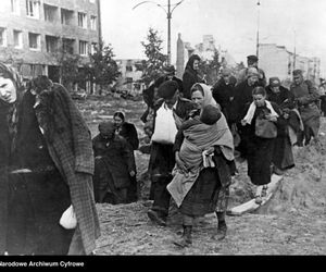 1 sierpnia powstanie warszawskie prl obchody