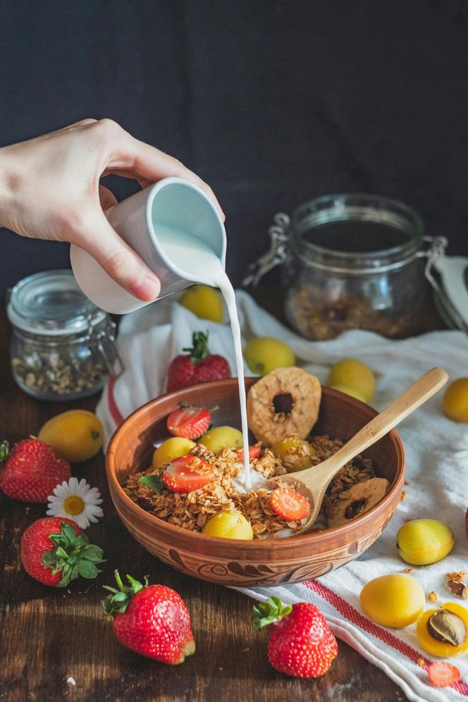 Dieta bez pieczywa zyskuje na popularności. Jak ją stosować i czym zastąpić tradycyjny chleb?