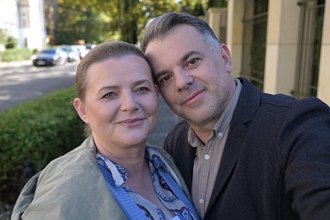 Pierwsza miłość odcinek 3950. Hubert (Rafał Szałajko), Paulina (Jowita Budnik)