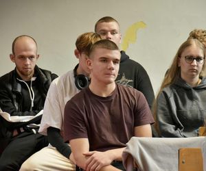 Dominik Dąbrowski spotkał się z młodzieżą III LO w Grudziądzu cz. I