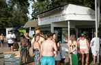 Długi sierpniowy weekend na plaży w Osiecznej