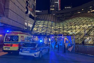 Warszawa. Kobieta skoczyła z piętra w Złotych Tarasach