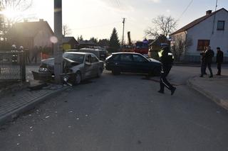 Oleszyce: Zderzenie dwóch samochodów. 8 osób trafiło do szpitala!