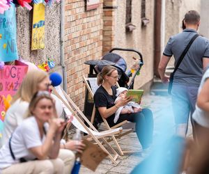   Tłumy na Starym Mieście w Olsztynie. Tak mieszkańcy świętowali Dzień Dziecka