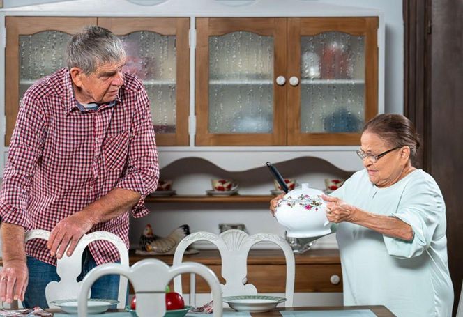 "Pierwsza miłość" streszczenia odcinków 4095-4099. Filip poznaje nazwisko dawcy szpiku dla Angeliki. Jest w szoku