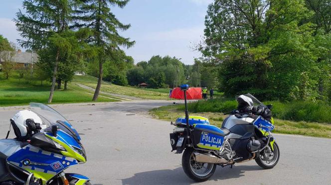 Jechali skuterem na zakupy. Małżeństwo 80-latków zginęło na miejscu. "Żyli razem, umarli razem"