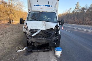 Jedna osoba została poszkodowana w porannym wypadku koło Leszna