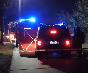  Brutalne zabójstwo na środku drogi pod Grójcem. Podpalili ciało i uciekli