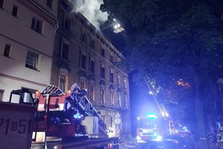 Nocny pożar poddasza w Zabrzu. Jedna osoba poszkodowana 