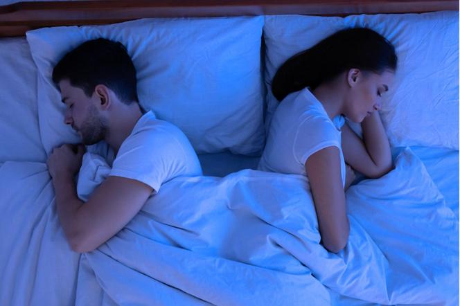 To, jak ze sobą śpicie, sporo mówi o waszym związku