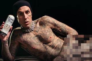Travis Barker nago reklamuje luksusowy zestaw do... lewatywy! Używam tylko najlepszych produktów