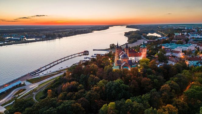 Panorama Płocka - widok na Wzgórze Tumskie, Stare Miasto i rzekę Wisłę