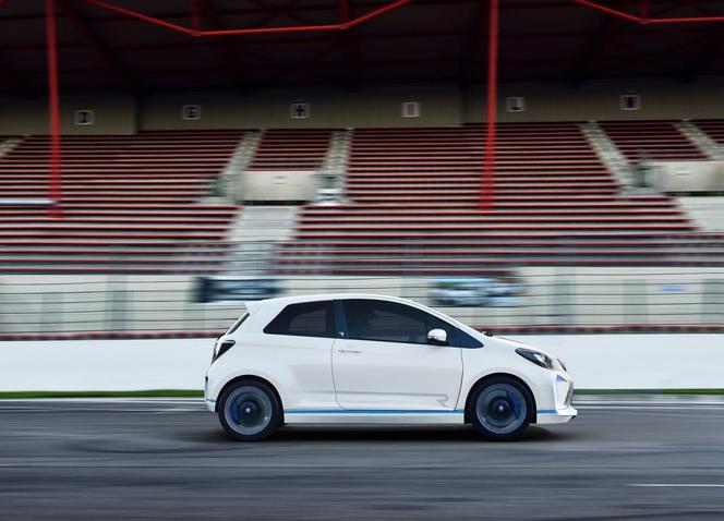 Toyota Yaris Hybrid-R Concept