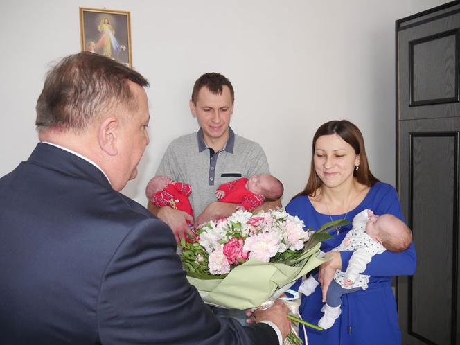 TROJACZKI z Ciężkowic wróciły do domu. Zobacz co dostały od burmistrza! 