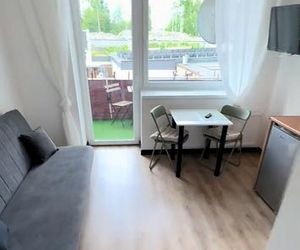 W Bytomiu z jednego mieszkania zrobiono 5 mikrokawalerek. Klatki jak z Hongkongu