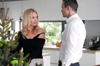 Barwy szczęścia, odcinek 3197: Karolina (Marta Dąbrowska), Bruno (Lesław Żurek)