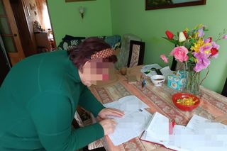 Chciała zarobić, a została bez środków do życia