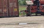Tajemniczy kontener z bronią i amunicją na Podkarpaciu. W Laszkach pracują służby