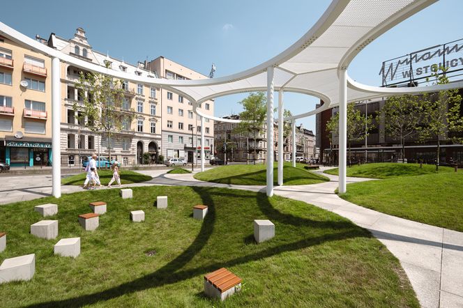 Plac Dworcowy Opole 13