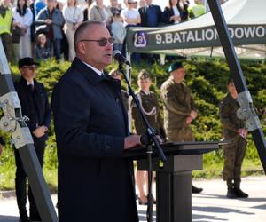 Ponad stu żołnierzy na Placu Solidarności w Olsztynie. Złożyli uroczystą przysięgę [ZDJĘCIA]