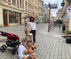 Busker Tour2023 zawitał do Zielonej Góry. Mamy zdjęcia z tego wydarzenia. Oto jak wyglądał pierwszy dzień 