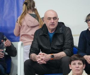 Halowe mistrzostwa Polski 2025 w Arenie Toruń. Zdjęcia kibiców z trybun i sportowców