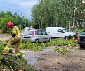 Nawałnica w woj. śląskim. Interweniują strażacy