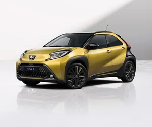 Toyota Aygo X zyska nowy kolor i wersję wyposażenia. Cena - od 80 tys. zł