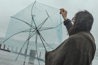 Potężne wichury nad Polską. W tych regionach będzie niebezpiecznie 