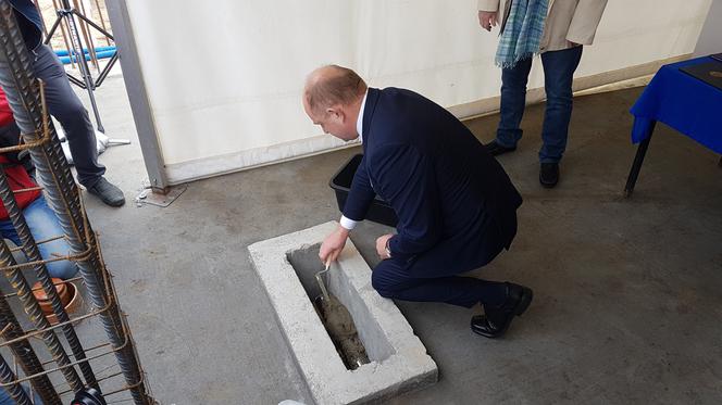 Wmurowano kamień węgielny pod budowę supernowoczesnego ośrodka konserwacji zabytków UMK w Toruniu