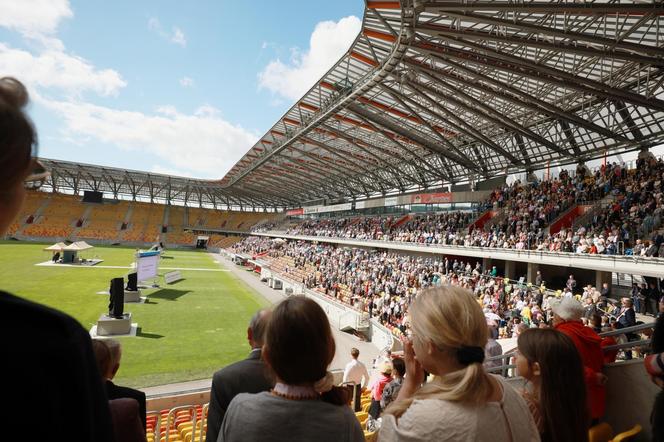 Kongres Świadków Jehowy 2024 na Stadionie Miejskim w Białymstoku