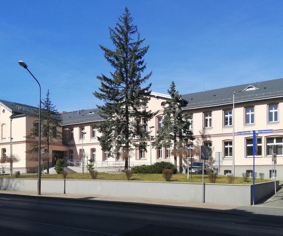 Budynek Prokuratury Rejonowej w Tarnowskich Górach (dawny szpital)