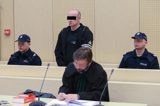 20 LAT DLA SADYSTY GWAŁCICIELA