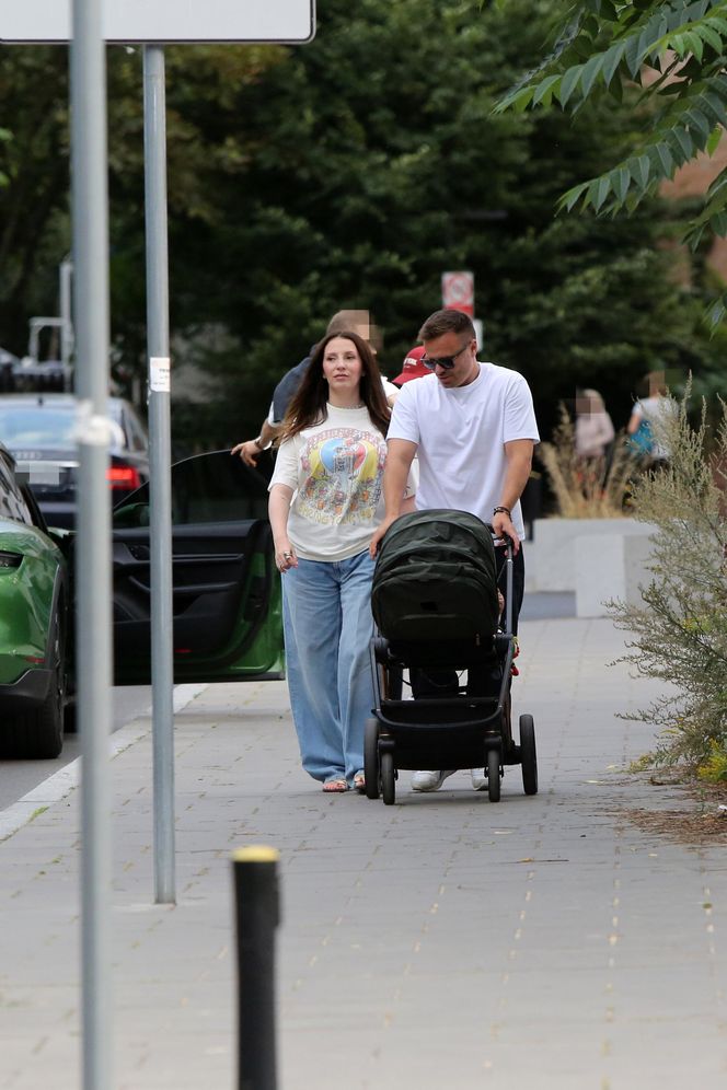Marcin Hakiel z Dominiką  Serocką w studiu tatuaży