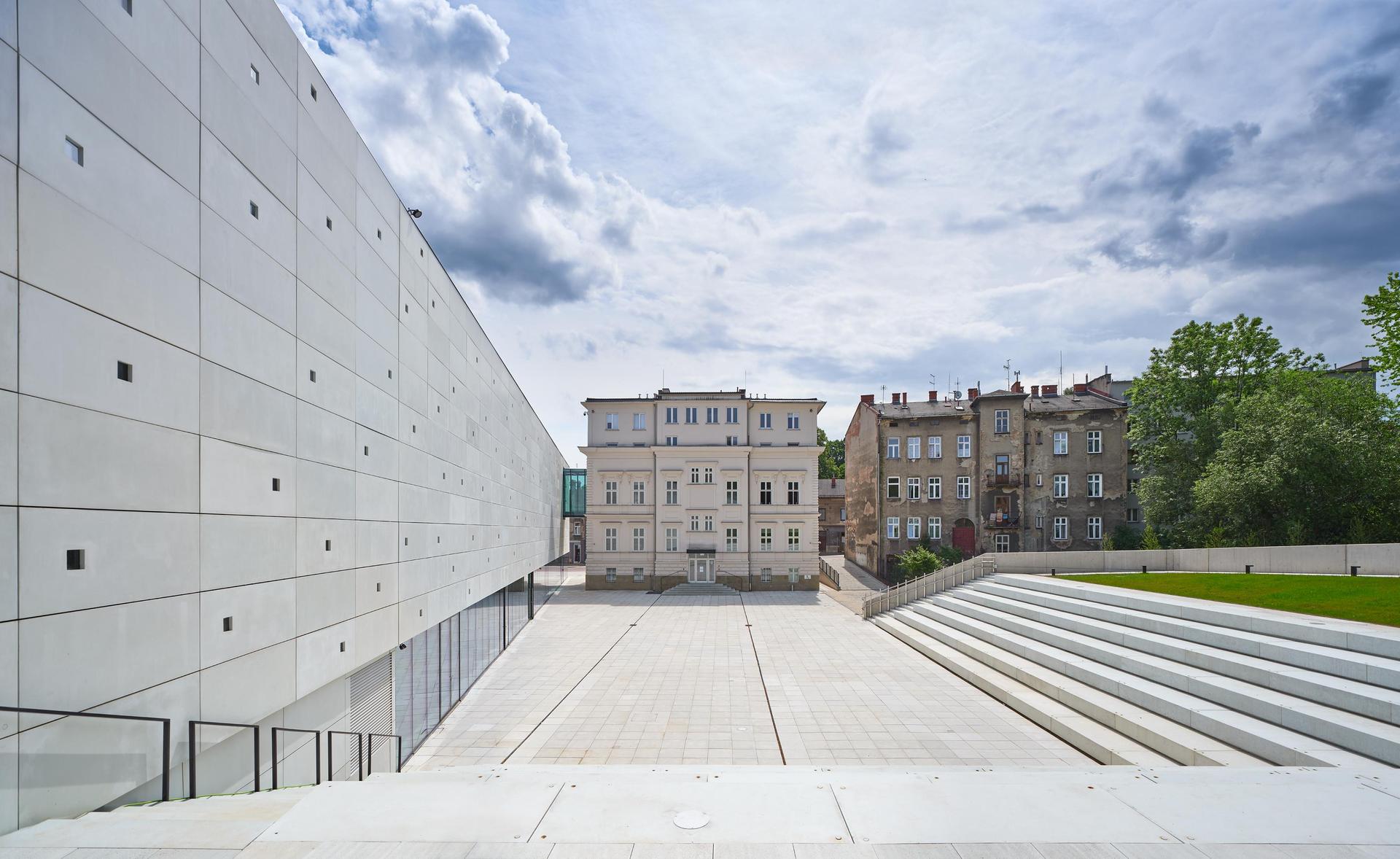  Interaktywne Centrum Bajki i Animacji OKO w Bielsku-Białej