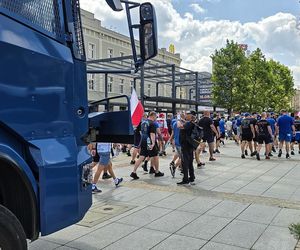 Kibice protestowali przeciwko imigrantom w centrum Katowic