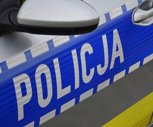 Wraz ze swoim wspólnikiem okradał myjnie samochodowe. 37-letni policjant usłyszał zarzuty 