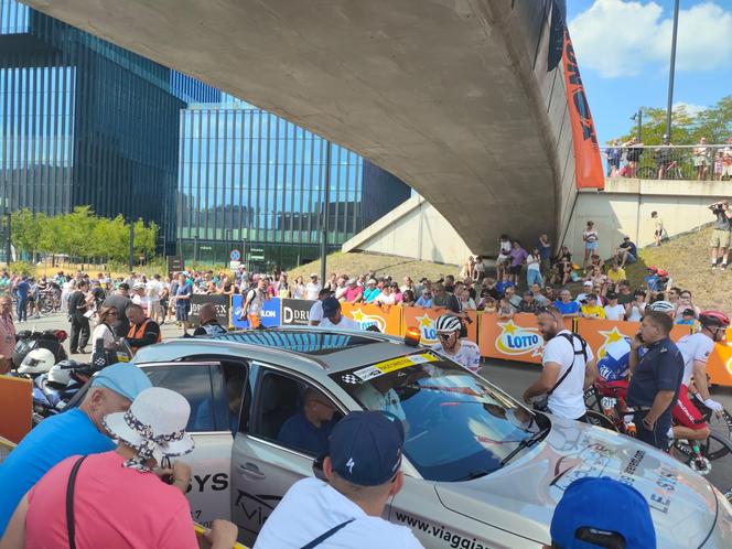 Tour de Pologne w Katowicach. Kolarze bawią się z kibicami