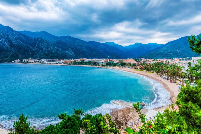 Marmaris – miasto portowe i kurort w Turcji