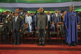 Pękła opona w smaolocie z prezydentem.