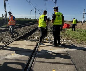 Śmiertelny wypadek na torach w Szczytnikach Czerniejewskich
