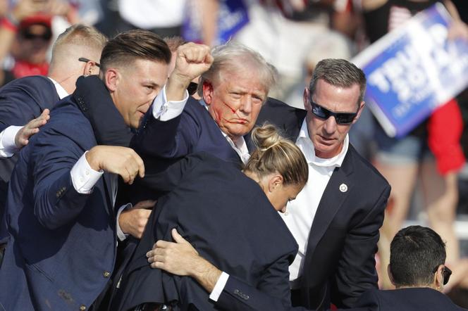 Próba zamachu na Donalda Trumpa. Były prezydent został postrzelony