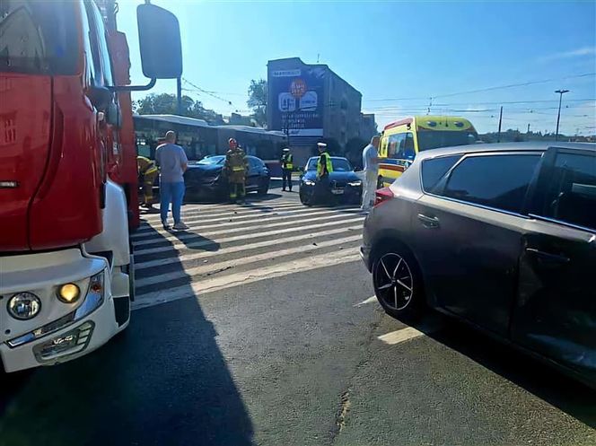 Karambol w centrum Bydgsozczy. Ruch w stronę centrum zablokowany