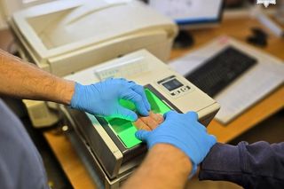 Koszmar na domówce w Jastrzębiu-Zdroju. Nagle chwycił za nóż