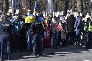 Protest pod Ambasadą Rosji