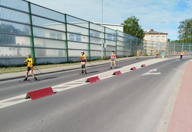 Zawody o Puchar Polski na nartorolkach Marwe Cup 2025 zostały zainaugurowane w Siedlcach