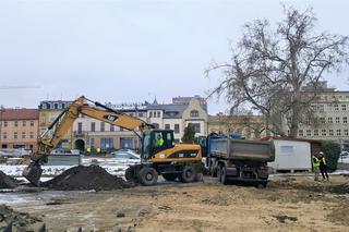 Budowa czwartego kręgu Opery Nova