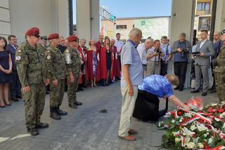 Odsłonięcie tablicy upamiętniającej 100-lecie Cudu nad Wisłą