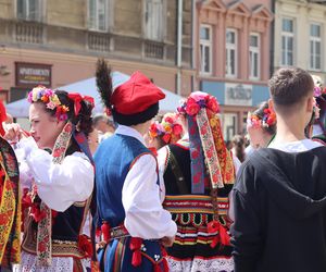 Rekordowy długi polonez w centrum Lublina