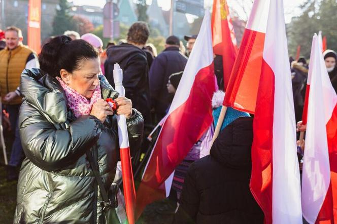 Kilka tysięcy uczestników przeszło ulicami miast. Trójmiejskie obchody Święta Niepodległości 